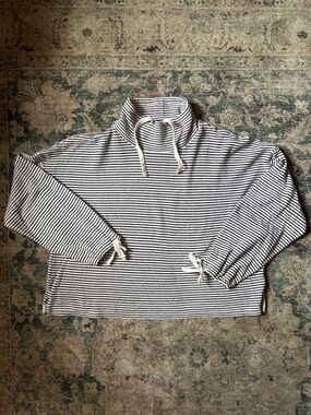 mile(s) by Madeleine Striped Knit Top - Blue & White